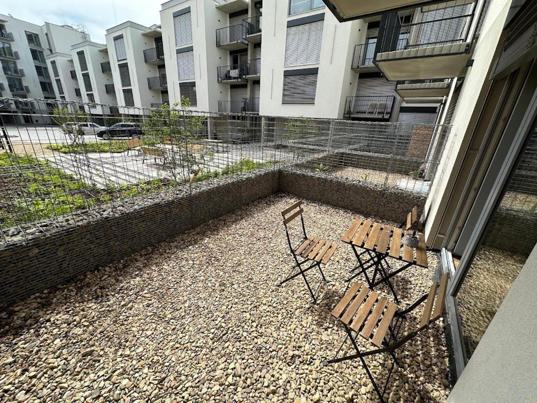 Bella Apartments Брно Экстерьер фото